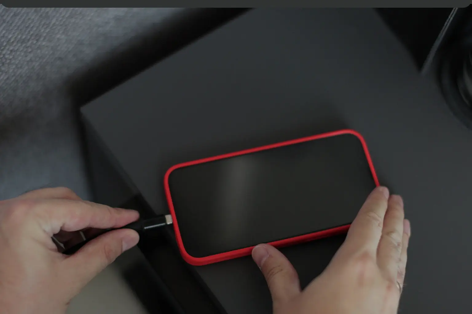 iPhone charging port repair service in Detroit at iMobile Repair Center